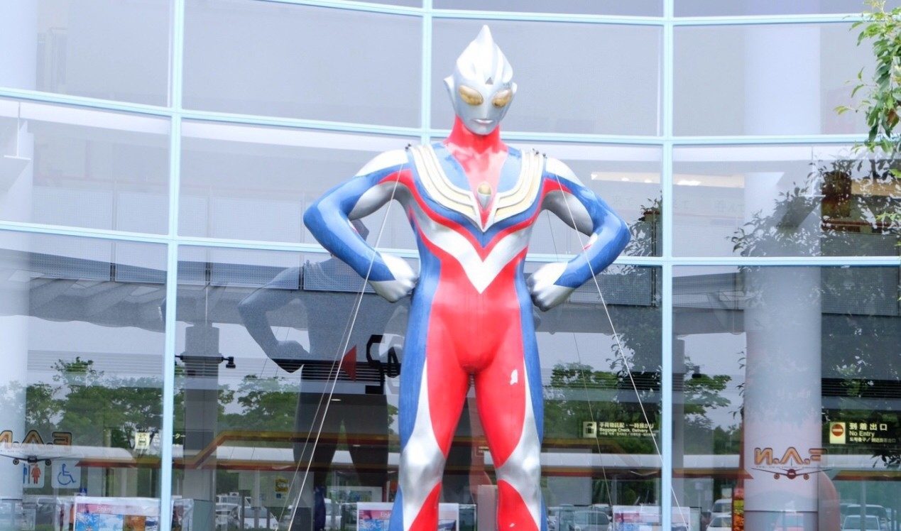 飛行機だけじゃない！「福島空港」でウルトラマンワールドを満喫しよう。 ｜子どもとおでかけ